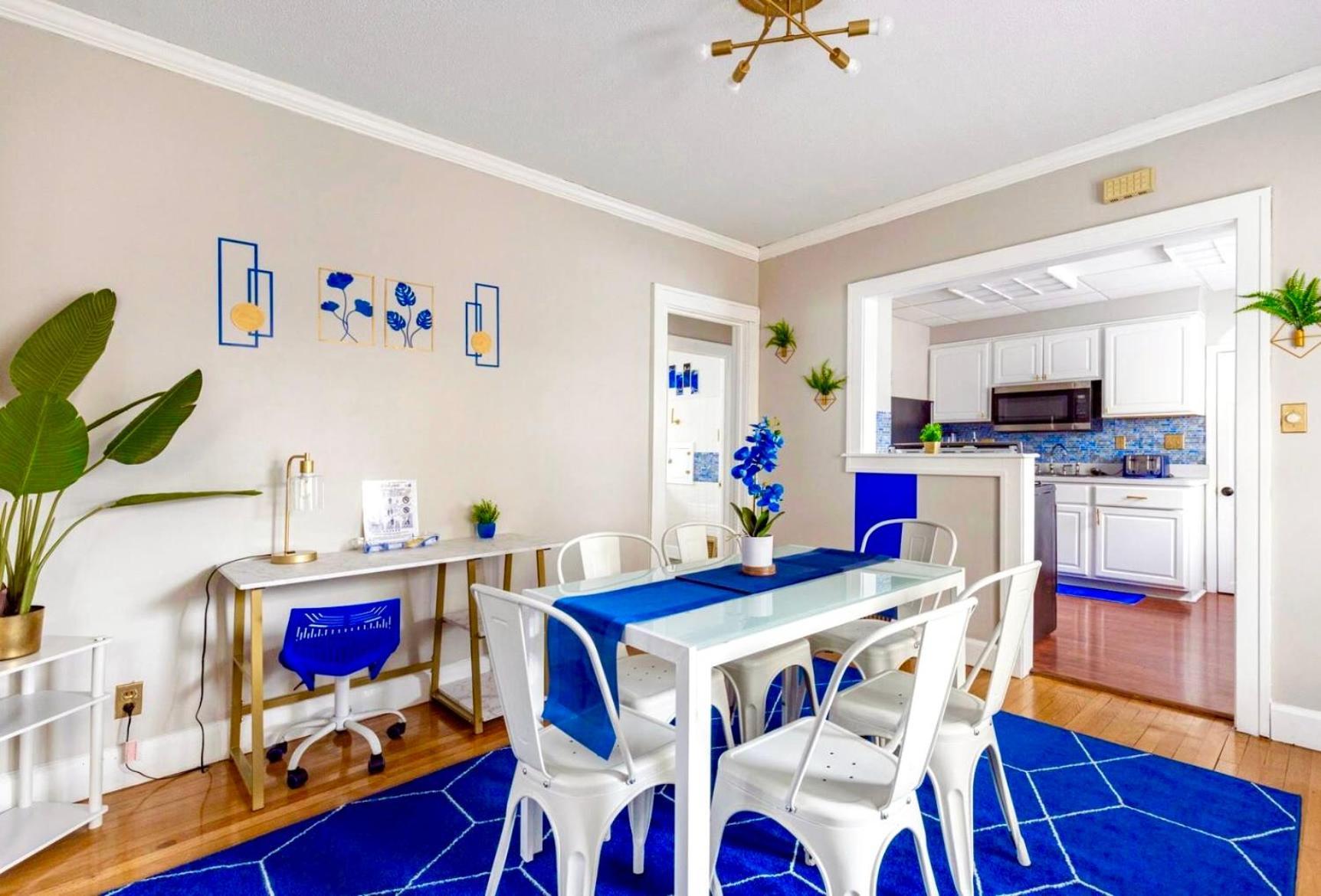 The Sapphire Haven - Your Old Brooklyn Oasis Awaits Families, Couples, Business Travelers Near Downtown With Parking, 300 Mb Wifi & Self Check-In Cleveland Exterior foto