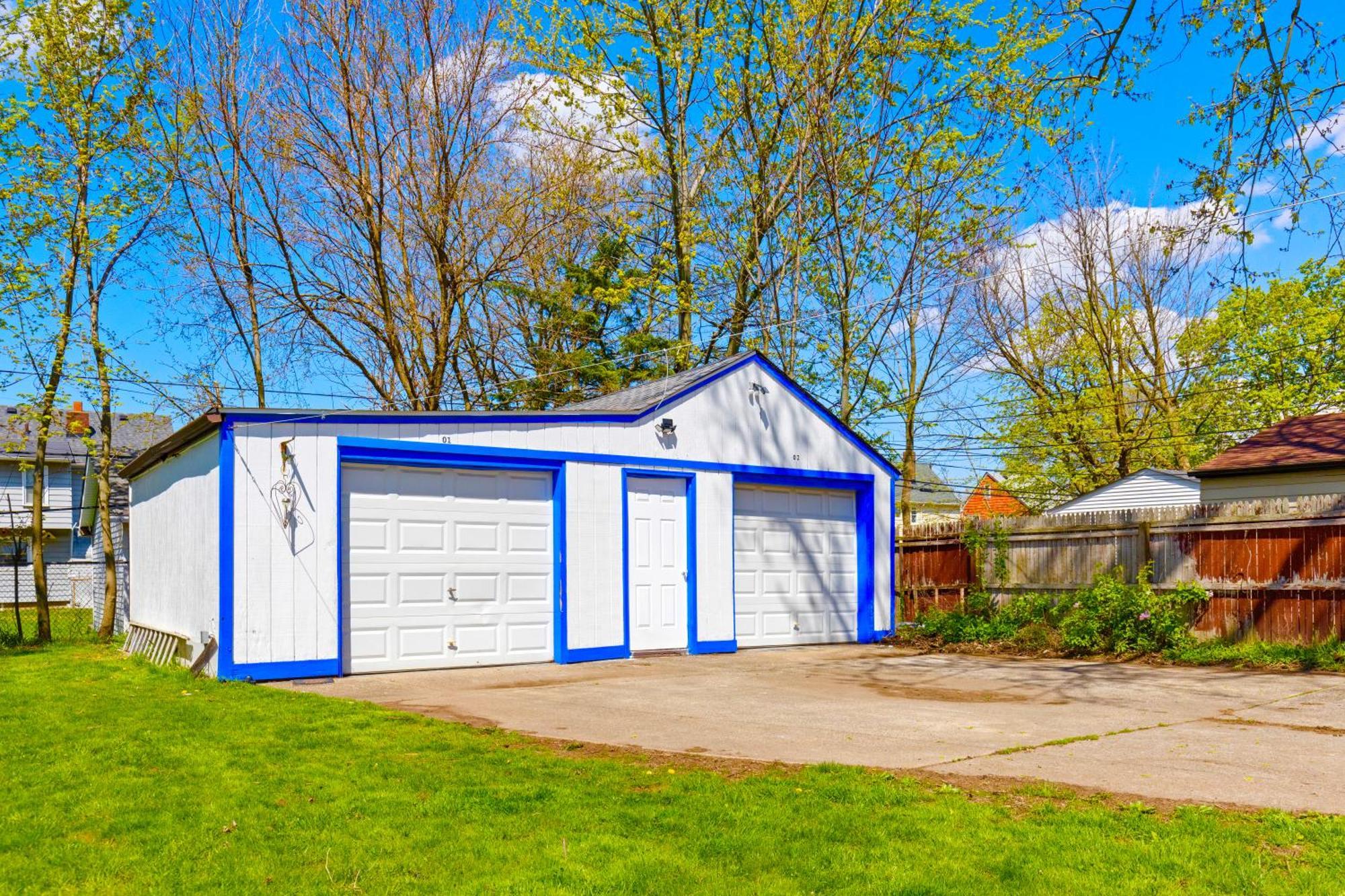 The Sapphire Haven - Your Old Brooklyn Oasis Awaits Families, Couples, Business Travelers Near Downtown With Parking, 300 Mb Wifi & Self Check-In Cleveland Exterior foto